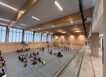 Neue Turnhalle in der Ulmen-Grundschule eröffnet
