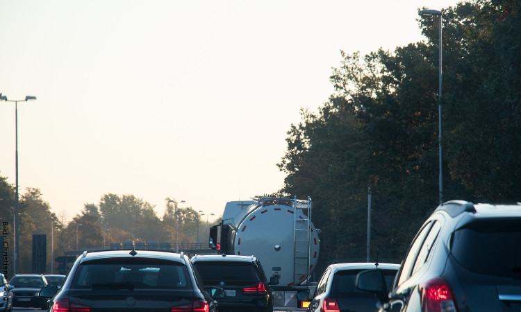 Der Berliner Senat hat im Ausschuss für Mobilität des Berliner Abgeordnetenhauses verkündet, dass das Planfeststellungsverfahren zur Tangentialen Verbindung Ost (TVO) nicht mehr in diesem Jahr beginnen, sondern...